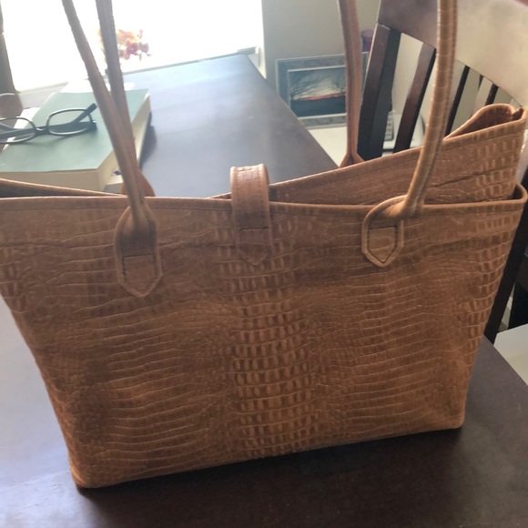 Handmade crocodile imprinted tan leather bag - Picture 4 of 5